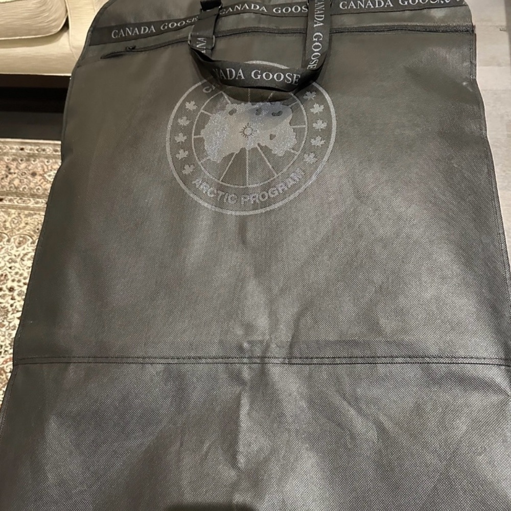 Canada Goose Black Label Parka - Picture 16 of 16